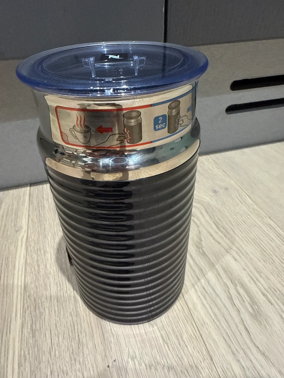 Nespresso Aeroccino Milk Frother image indicator(2)