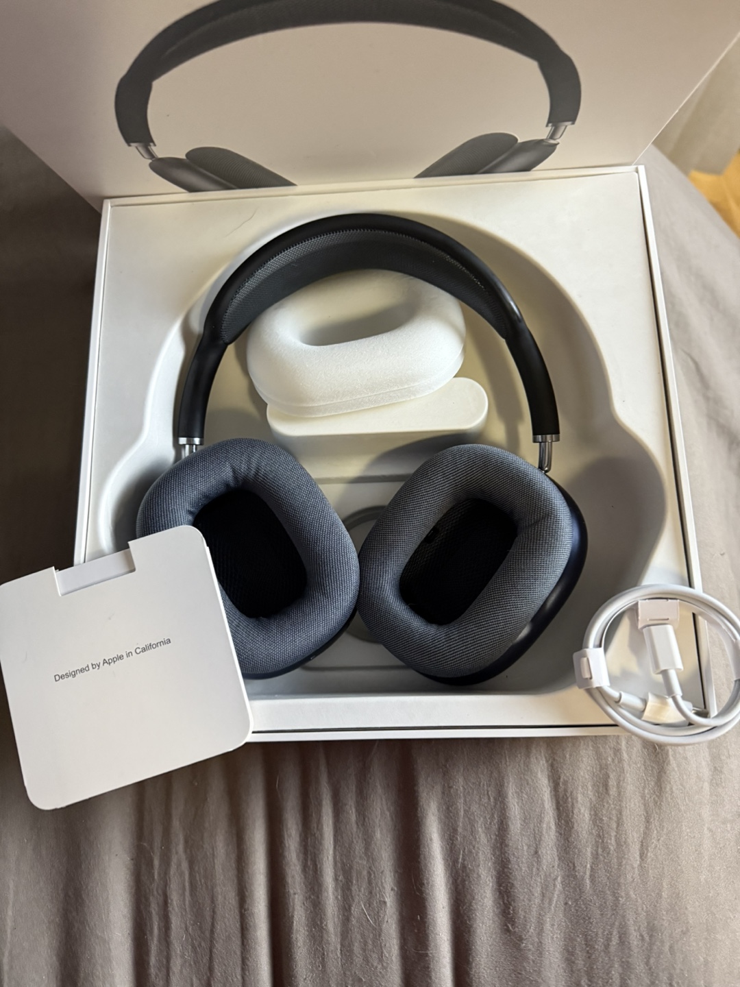 AirPods Pro Max 2 Headphones - Midnight Black (USB-C) - photo 5