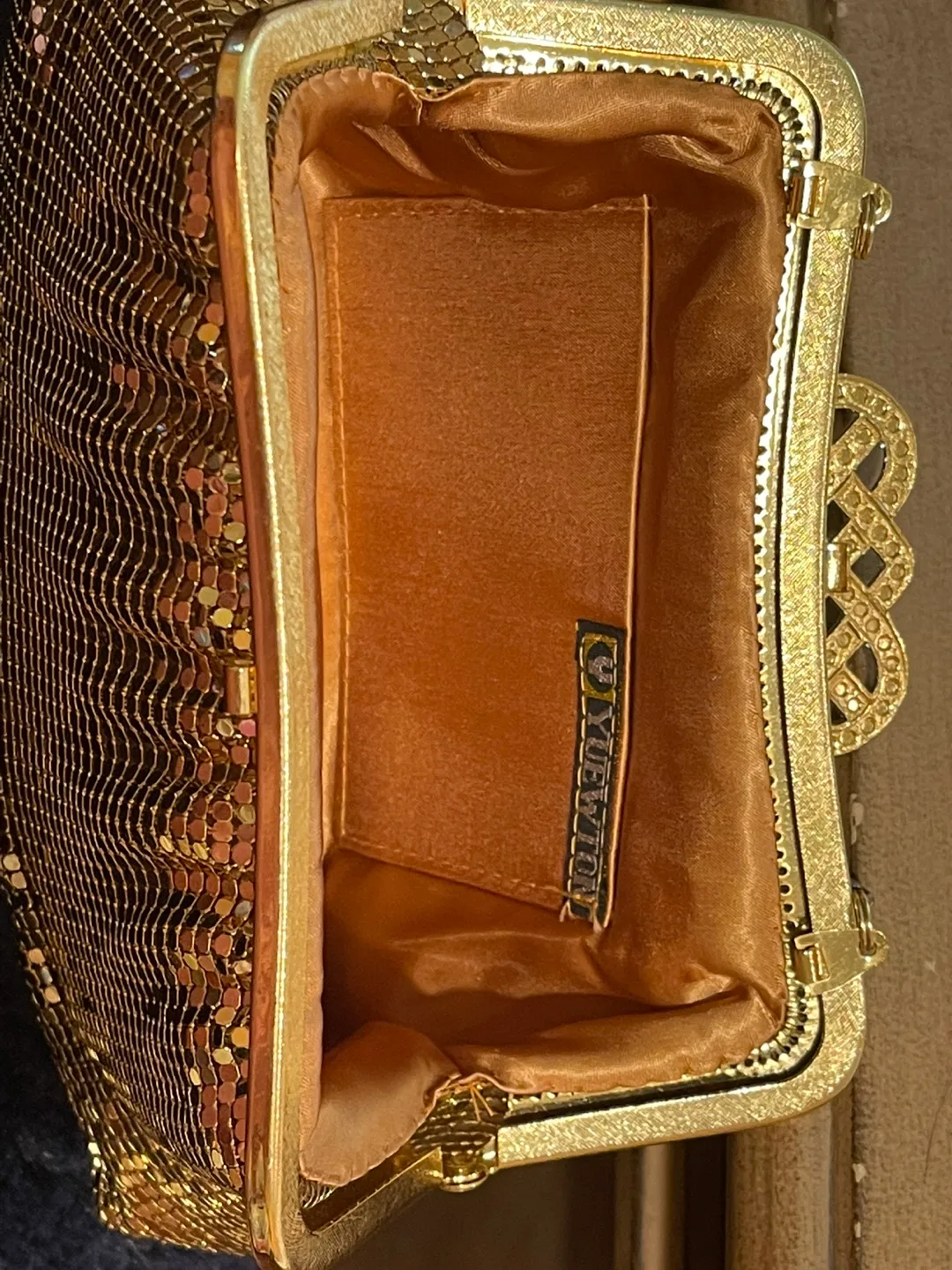 Gold Mesh Evening Bag image indicator(5)