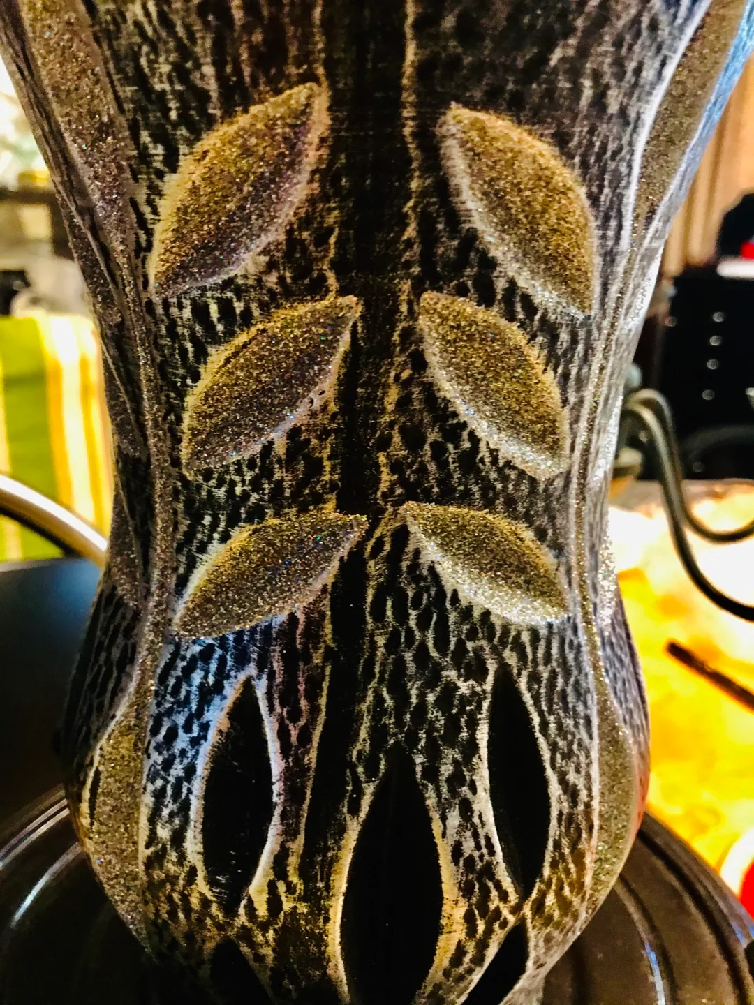 Elegant Decorative Vase, Black and Silver image indicator(3)