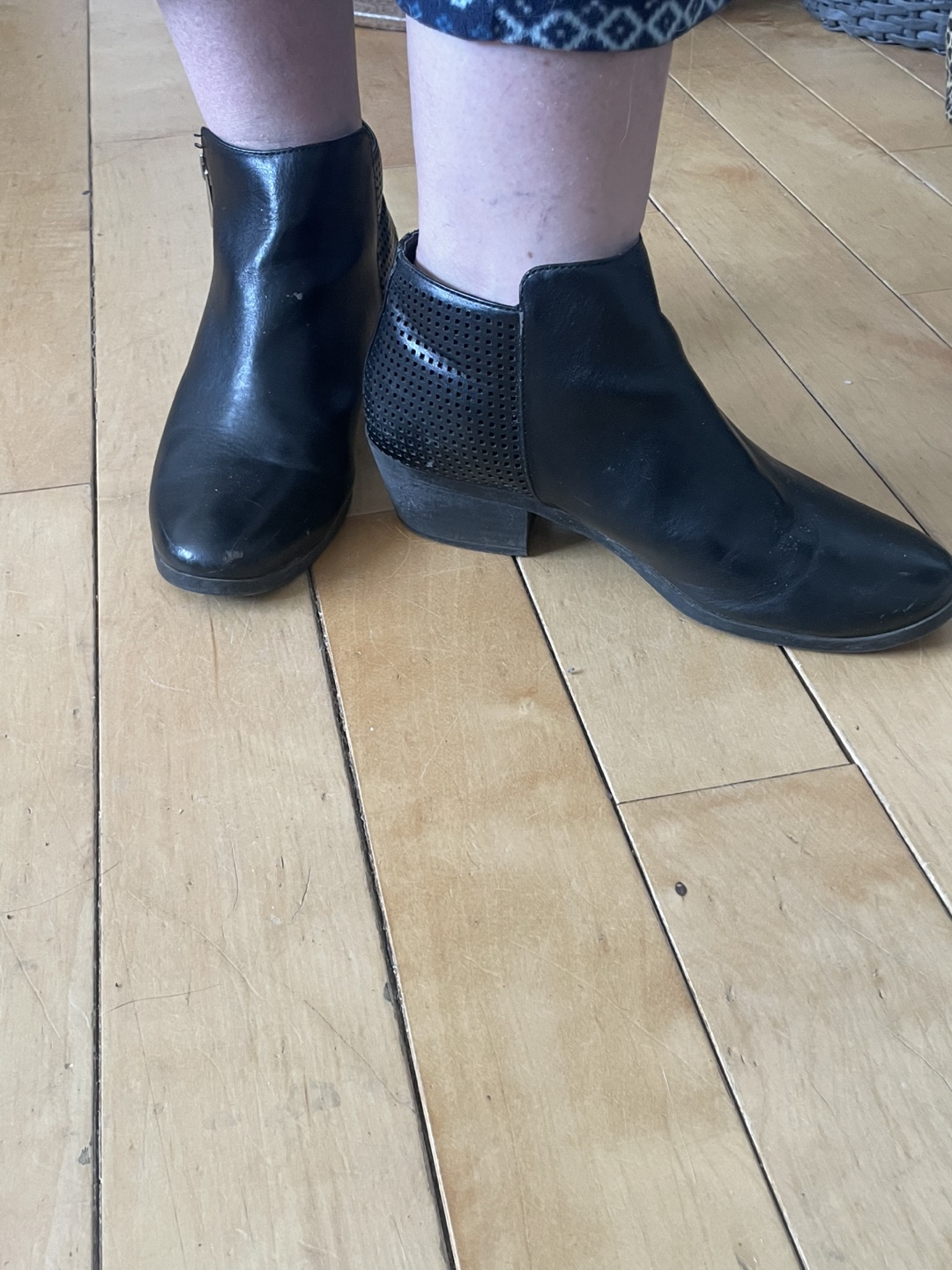 Black Ankle Booties with Side Zipper - photo 2