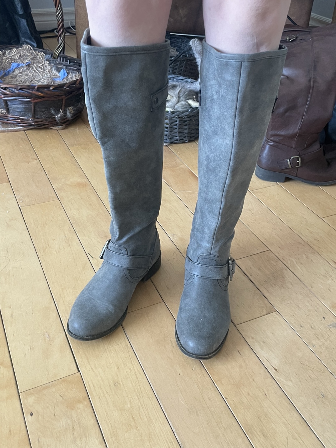 Grey Knee-High Boots with Side Zip - photo 2