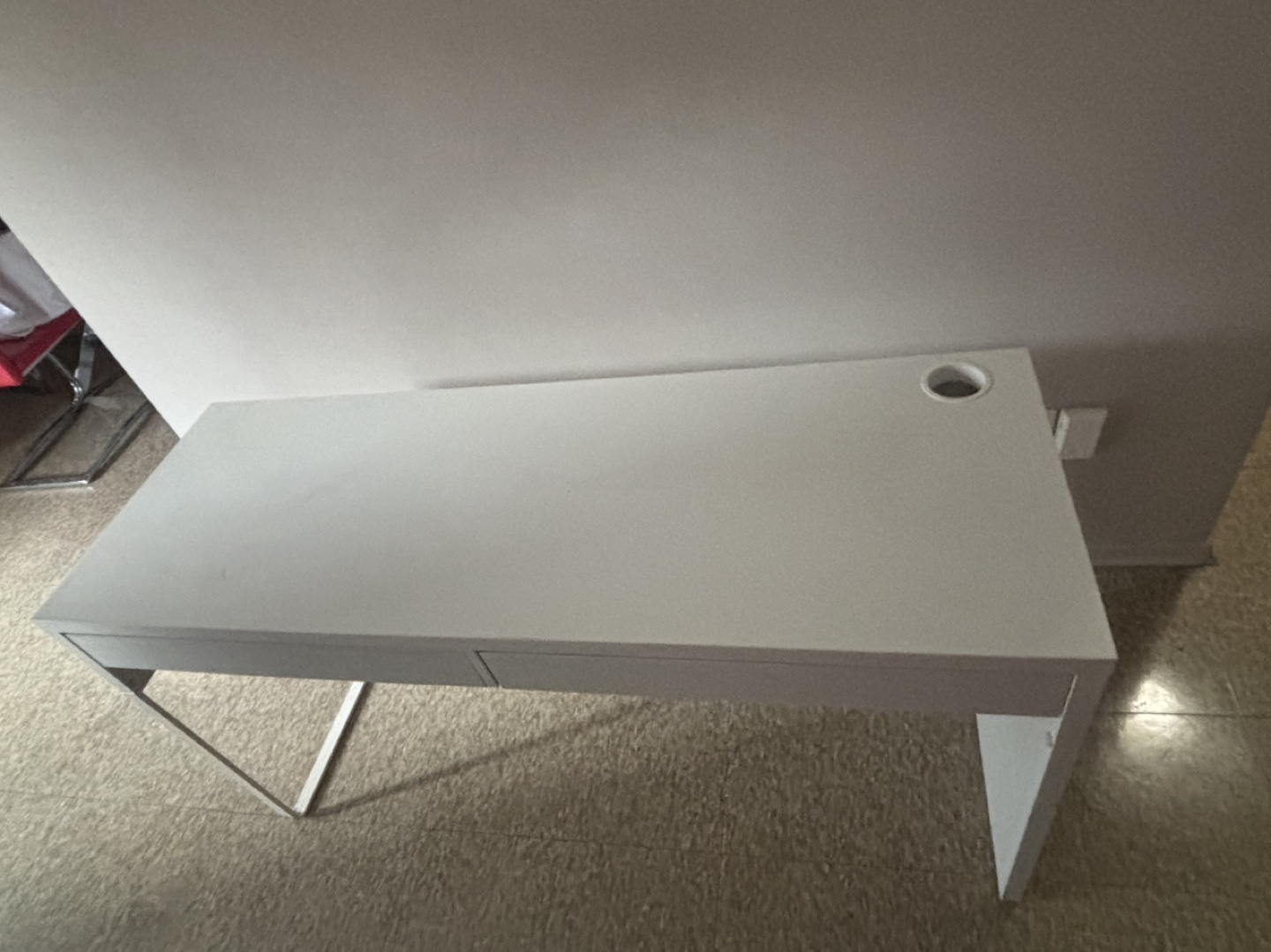 White Desk with Two Drawers - photo 3