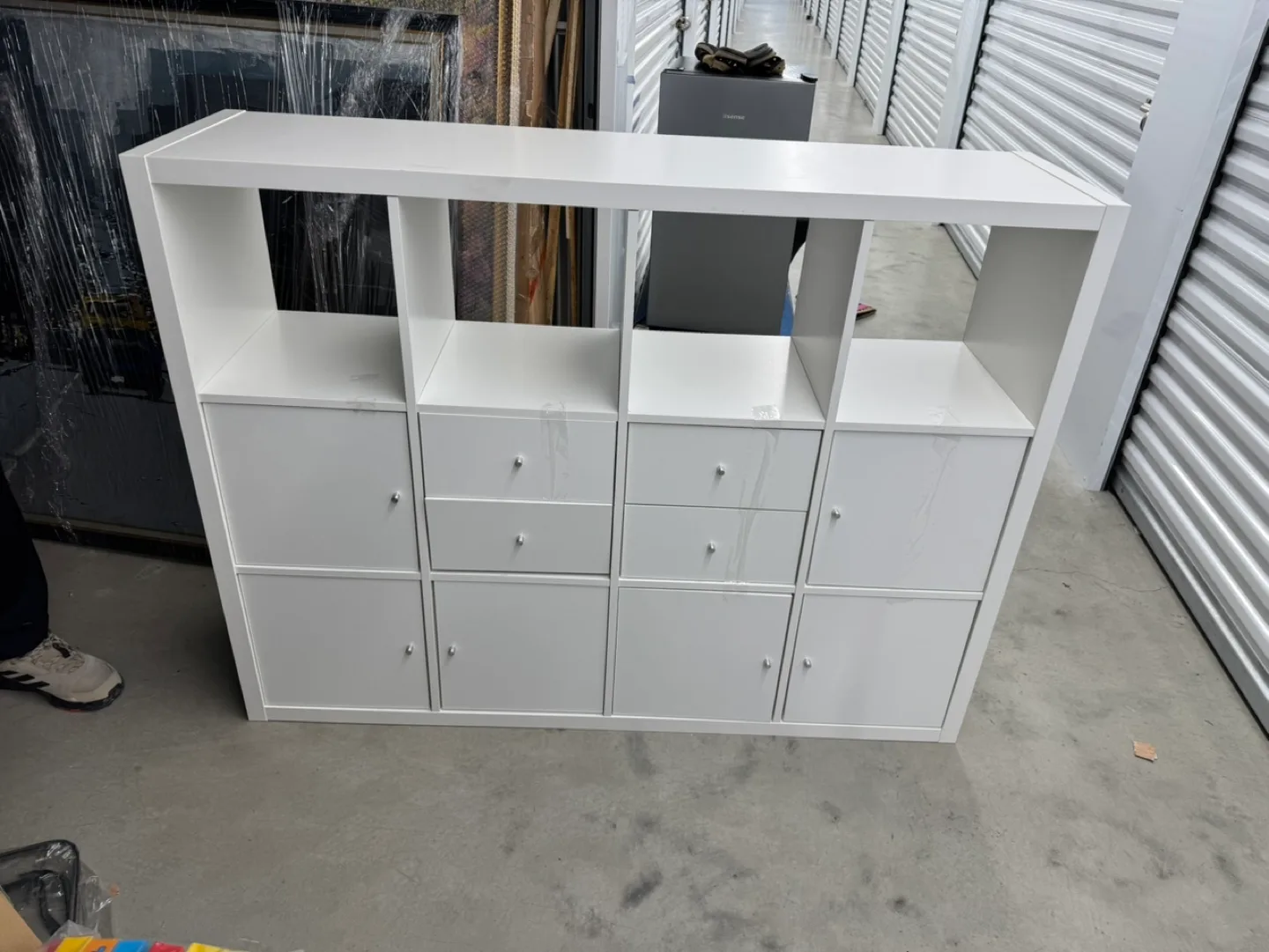 IKEA Kallax 12 Cube Shelving Unit - White image indicator(3)