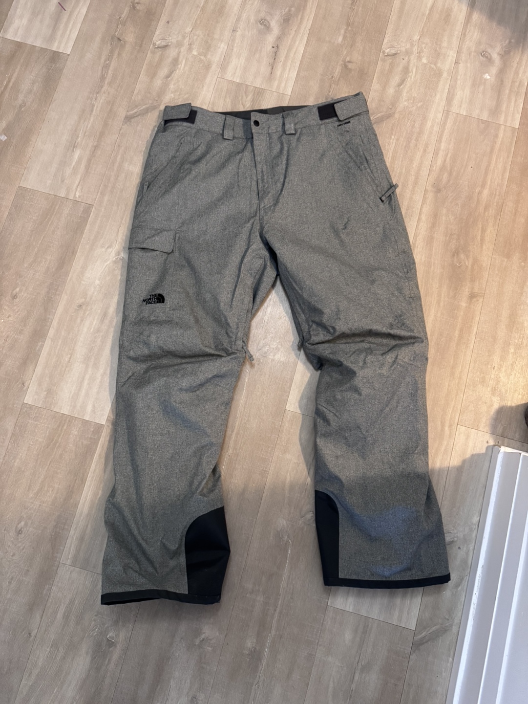 The North Face DryVent Snow Pants men’s