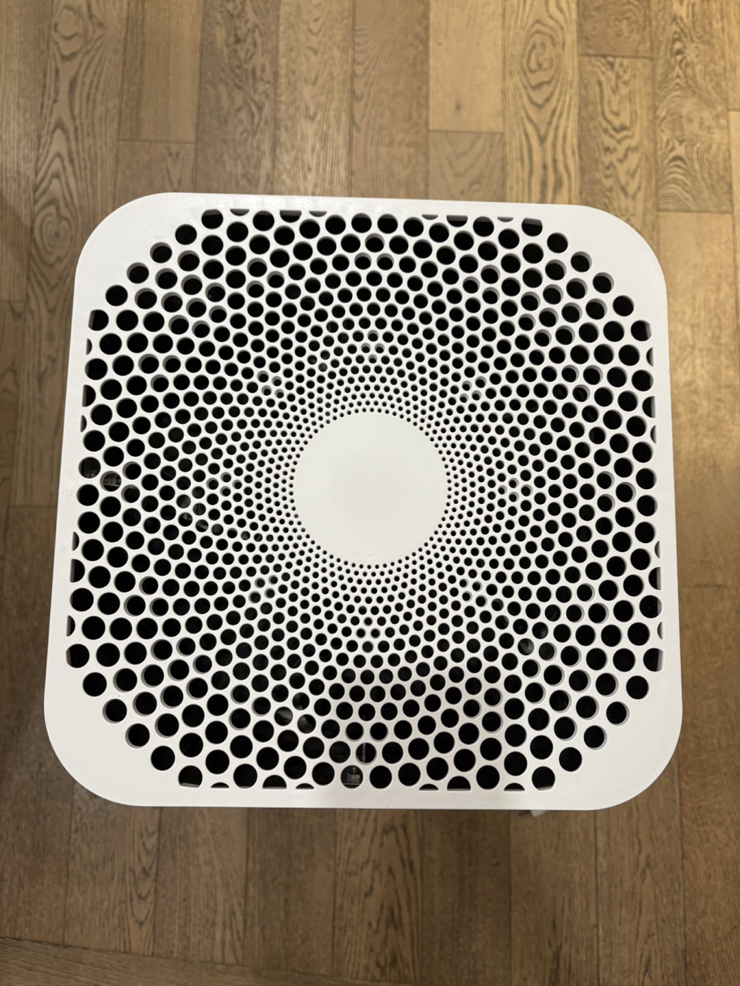 Large  Blueair air purifier - photo 4