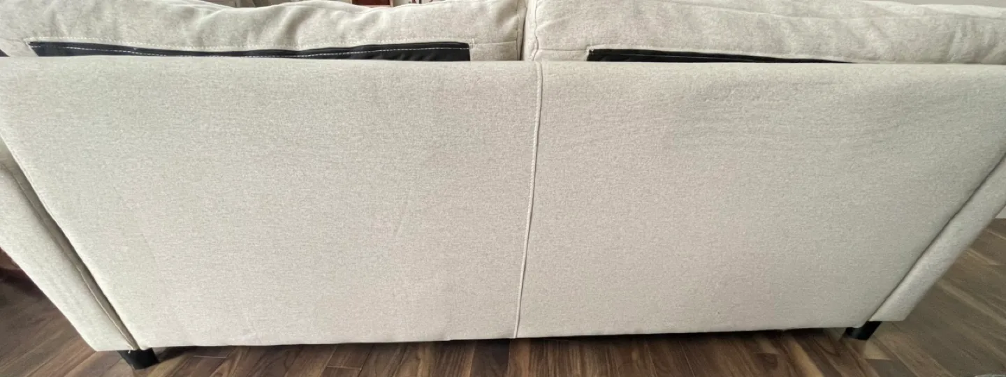 White Two-Seater Sofa image indicator(3)