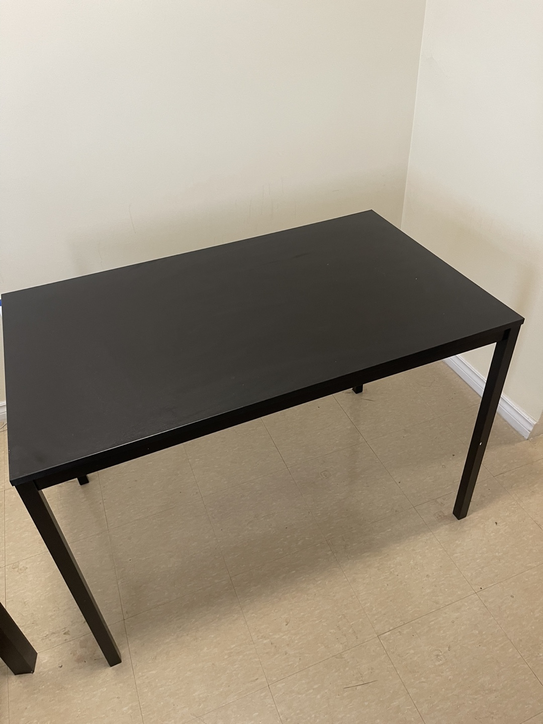 SANDBERG Black Table - 110x67 cm