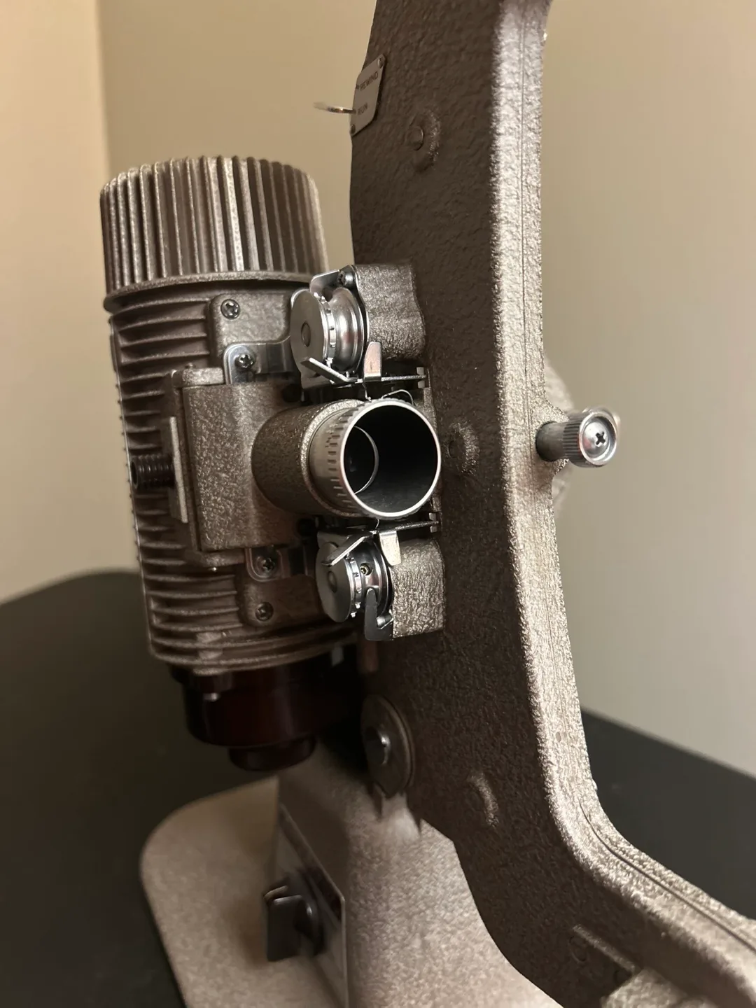 Vintage Bell & Howell 8mm Film Projector - Model 122 LR image indicator(3)