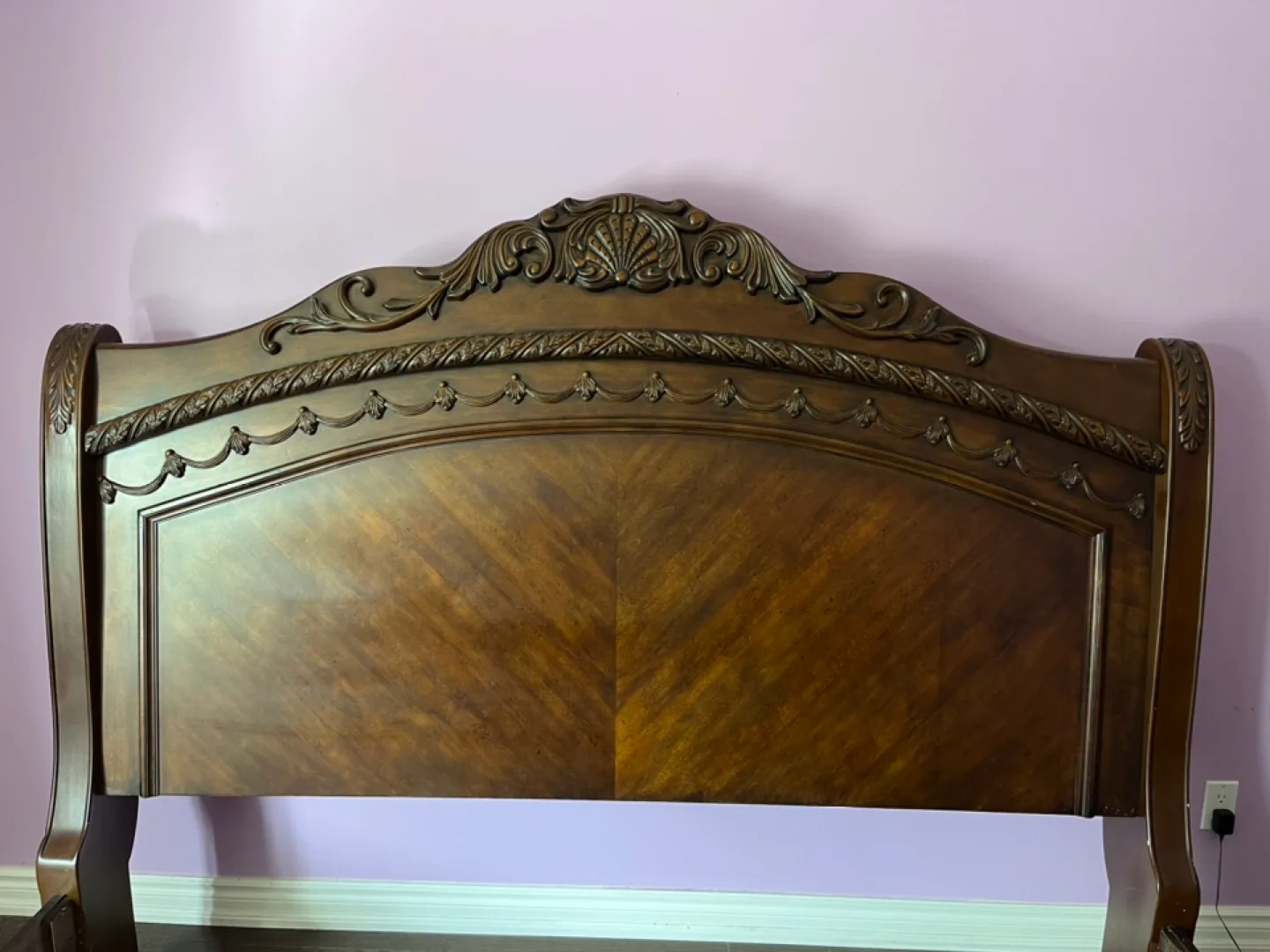 King Bed image indicator(3)