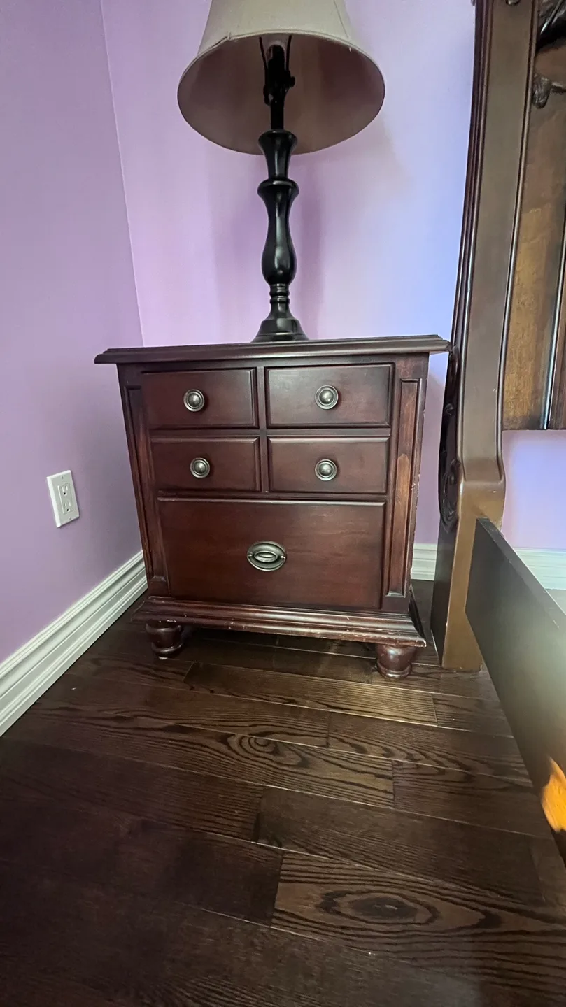 King Bed image indicator(7)