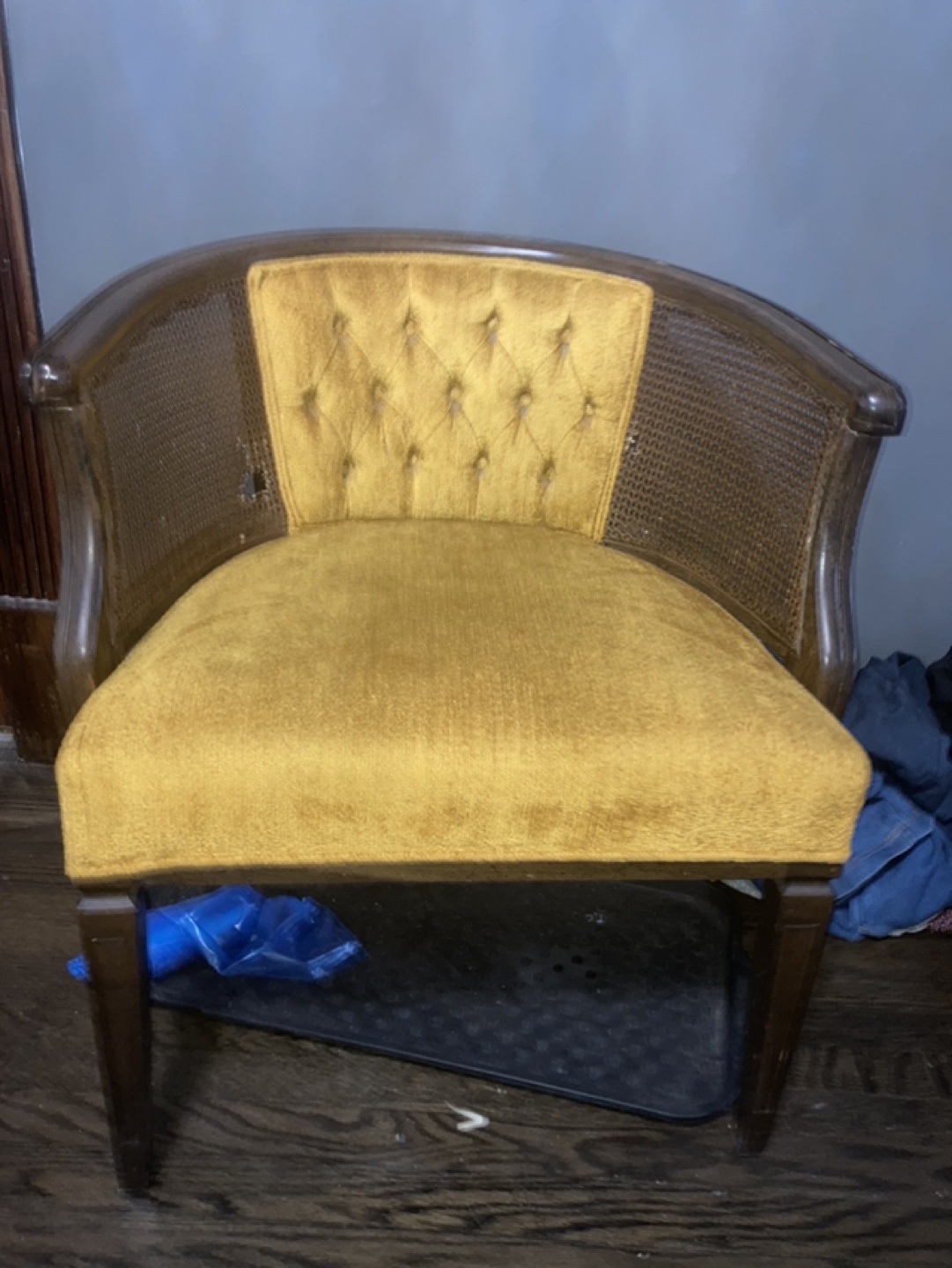 Vintage Mustard Yellow Accent Chair - photo 5