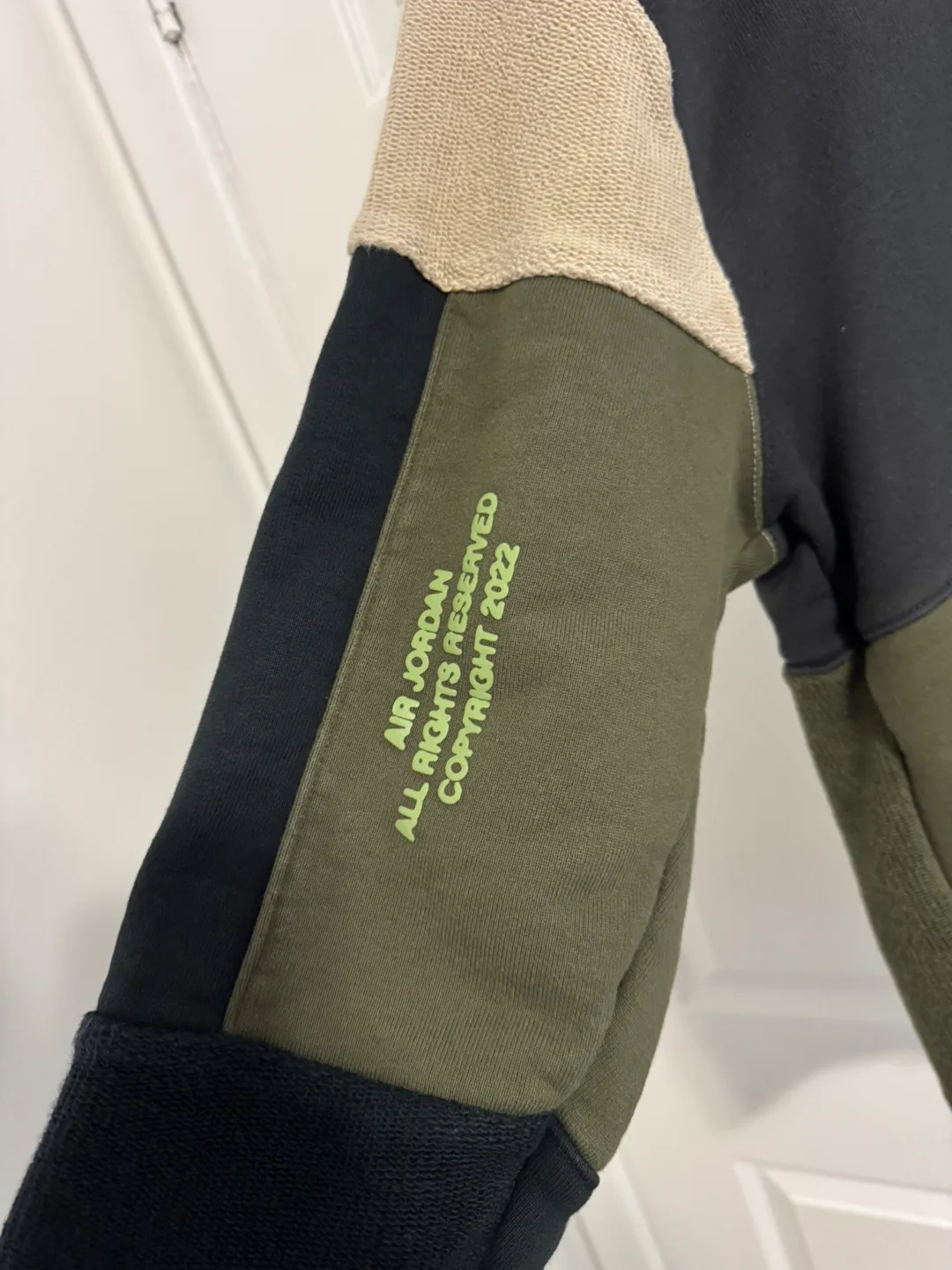 Nike Air Jordan Flight Heritage Fleece Hoodie image indicator(9)