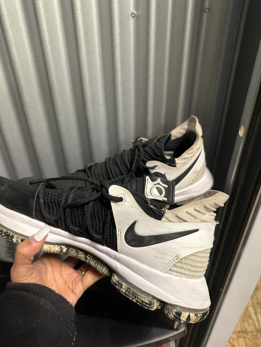 Nike KD 10 Men's Basketball Shoes - Size 10.5 image indicator(3)