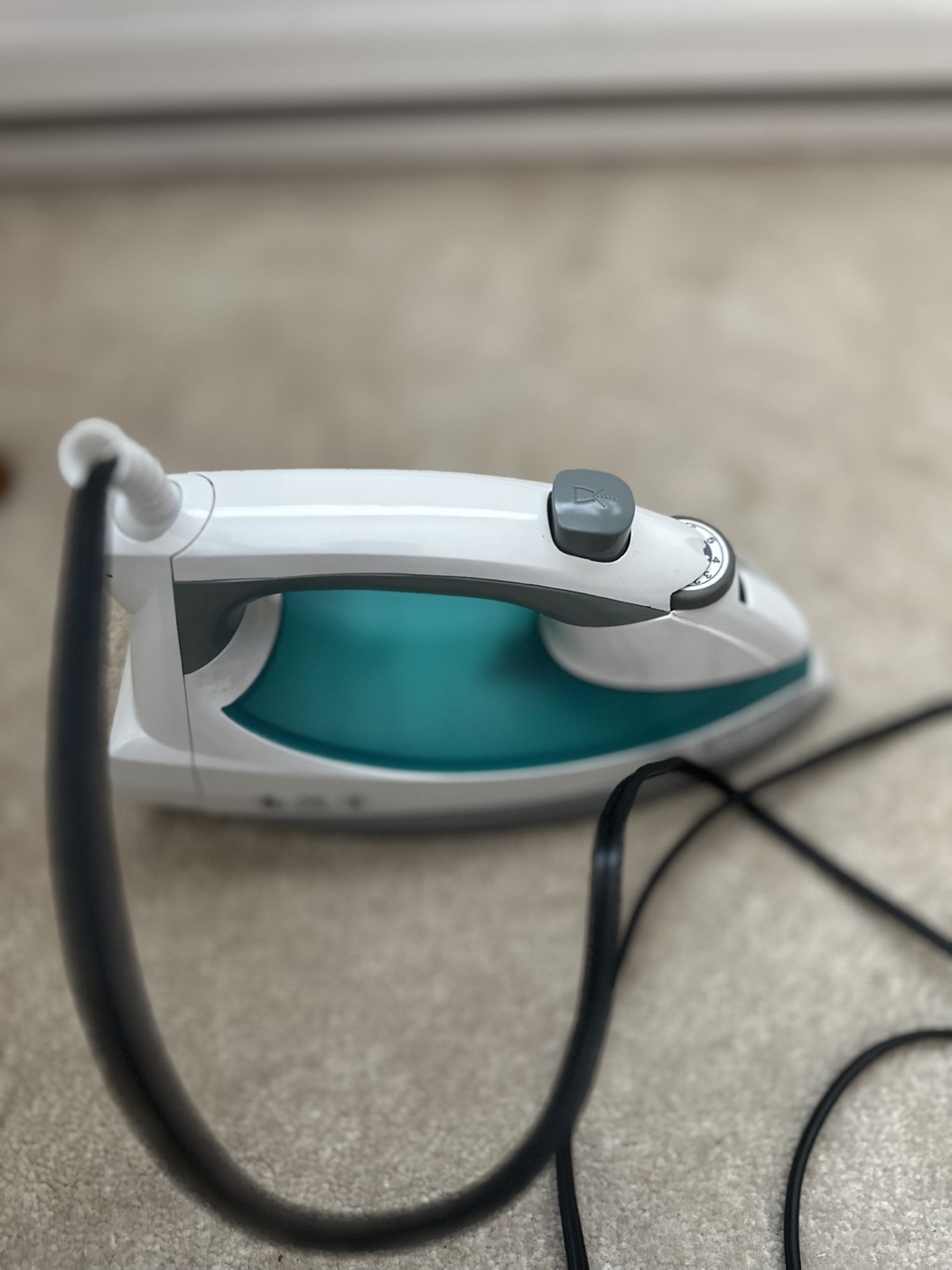Black+Decker Iron - photo 2