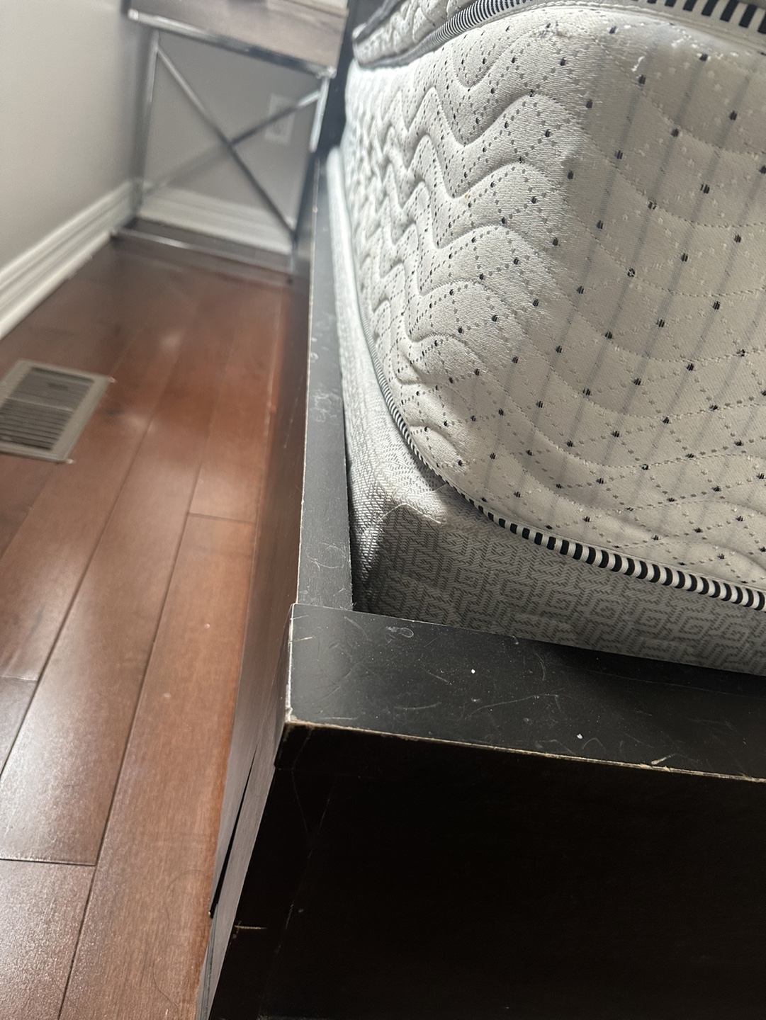 Double Mattress and Platform Bed Frame Set - photo 3