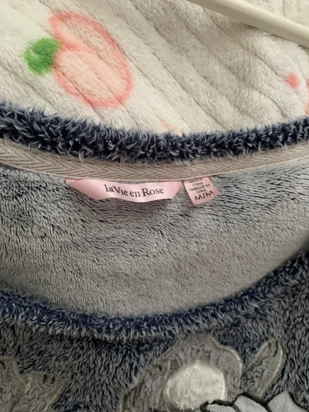 La Vie en Rose Fuzzy sleep wear image indicator(3)