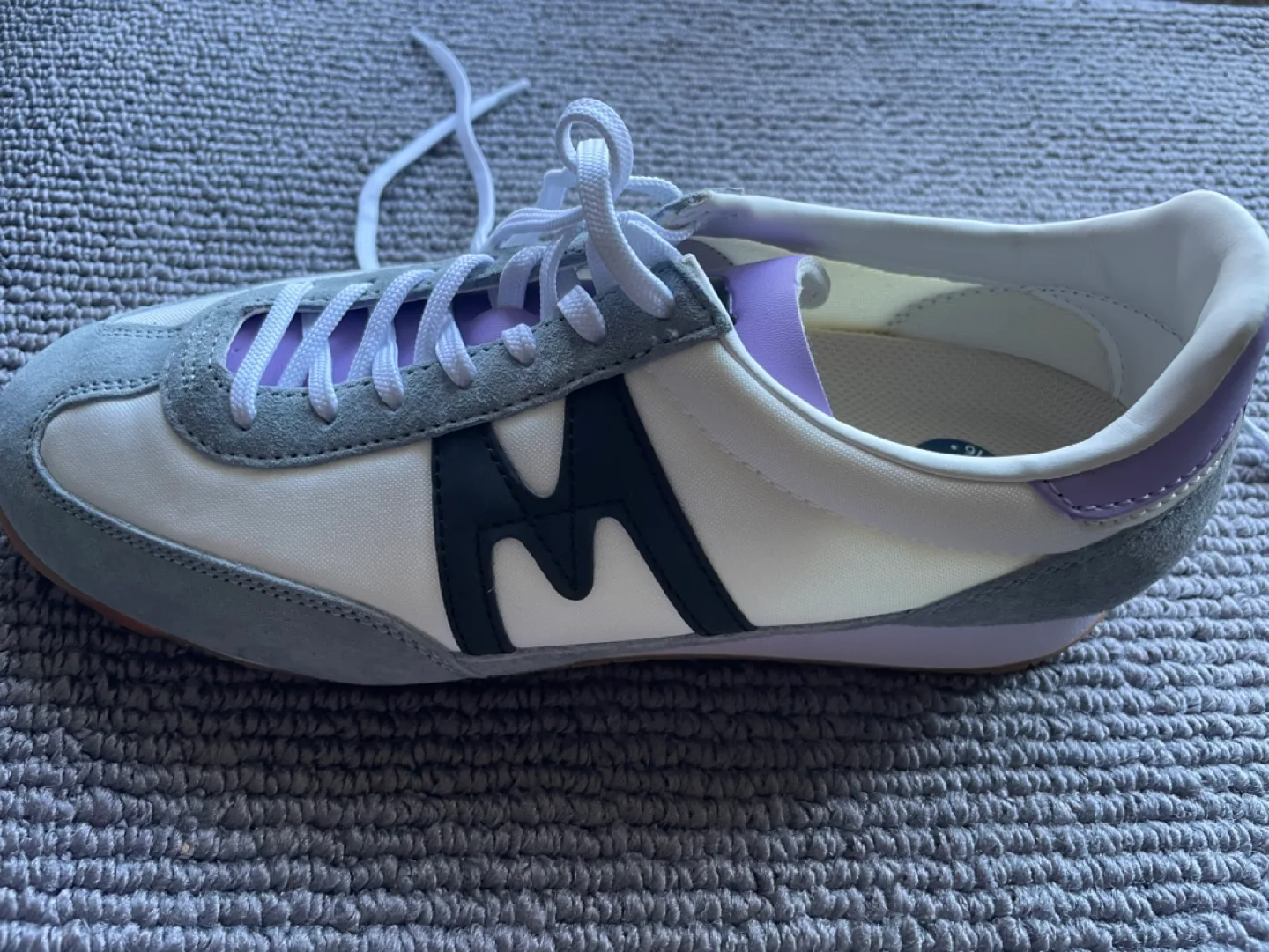 Karhu Mestari Sneakers - Women's Size 9/Men’s 7.5 image indicator(3)