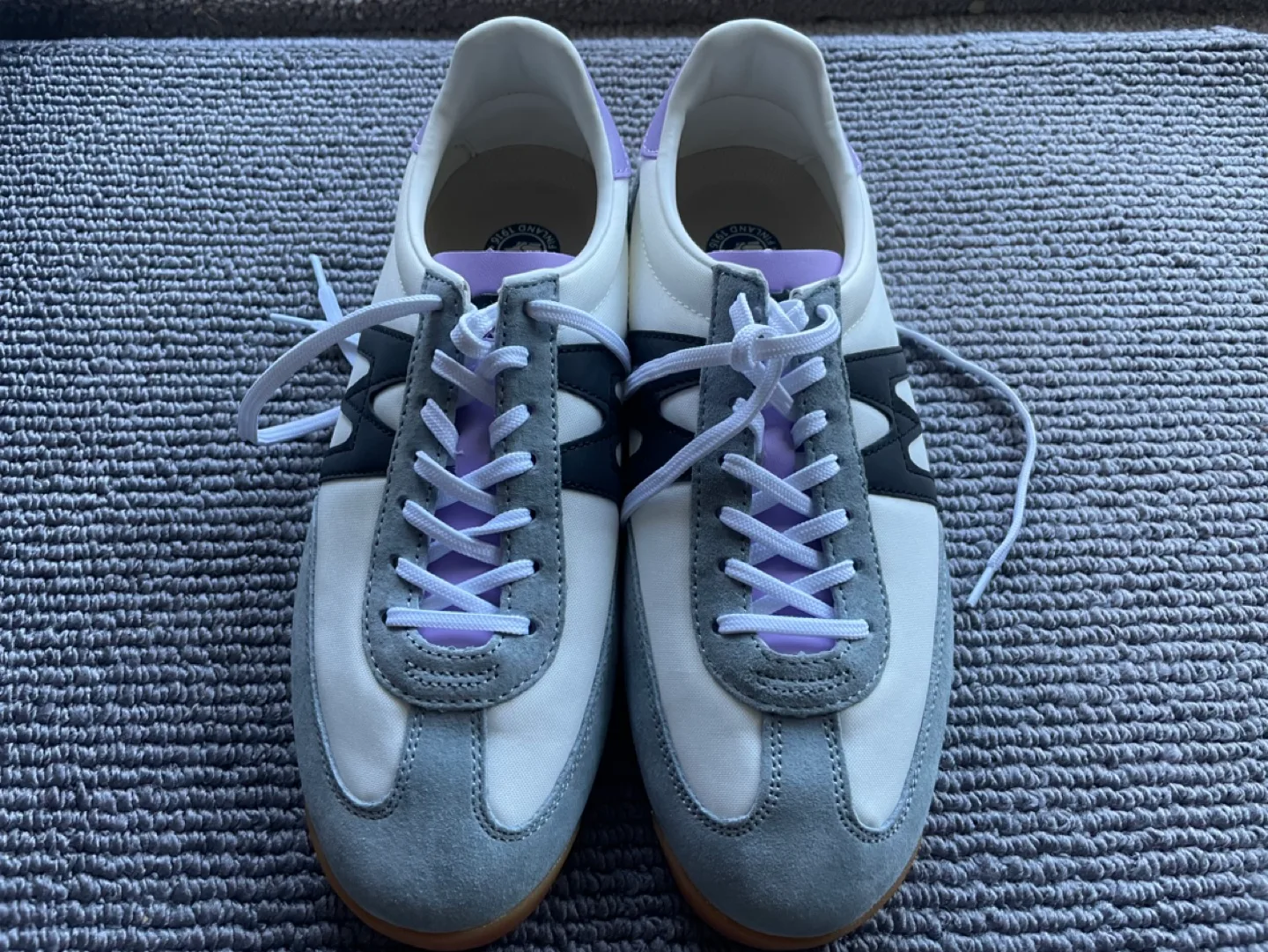 Karhu Mestari Sneakers - Women's Size 9/Men’s 7.5 image indicator(2)