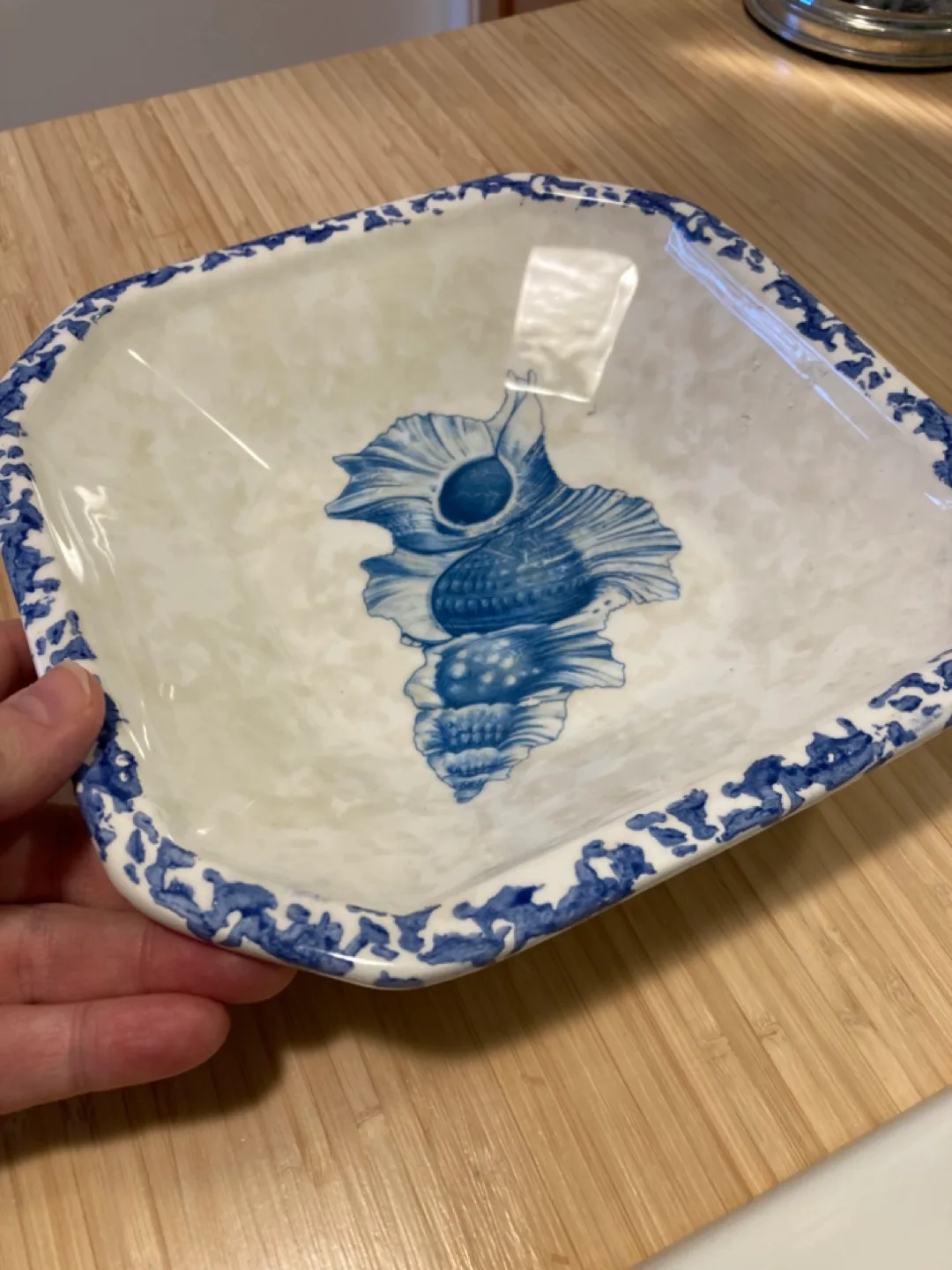 Antique Decorative Bowl with Seashell image indicator(2)