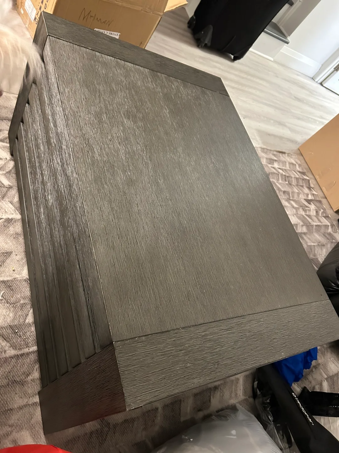 Transformer table, coffee table with storage for leaves, bench image indicator(5)