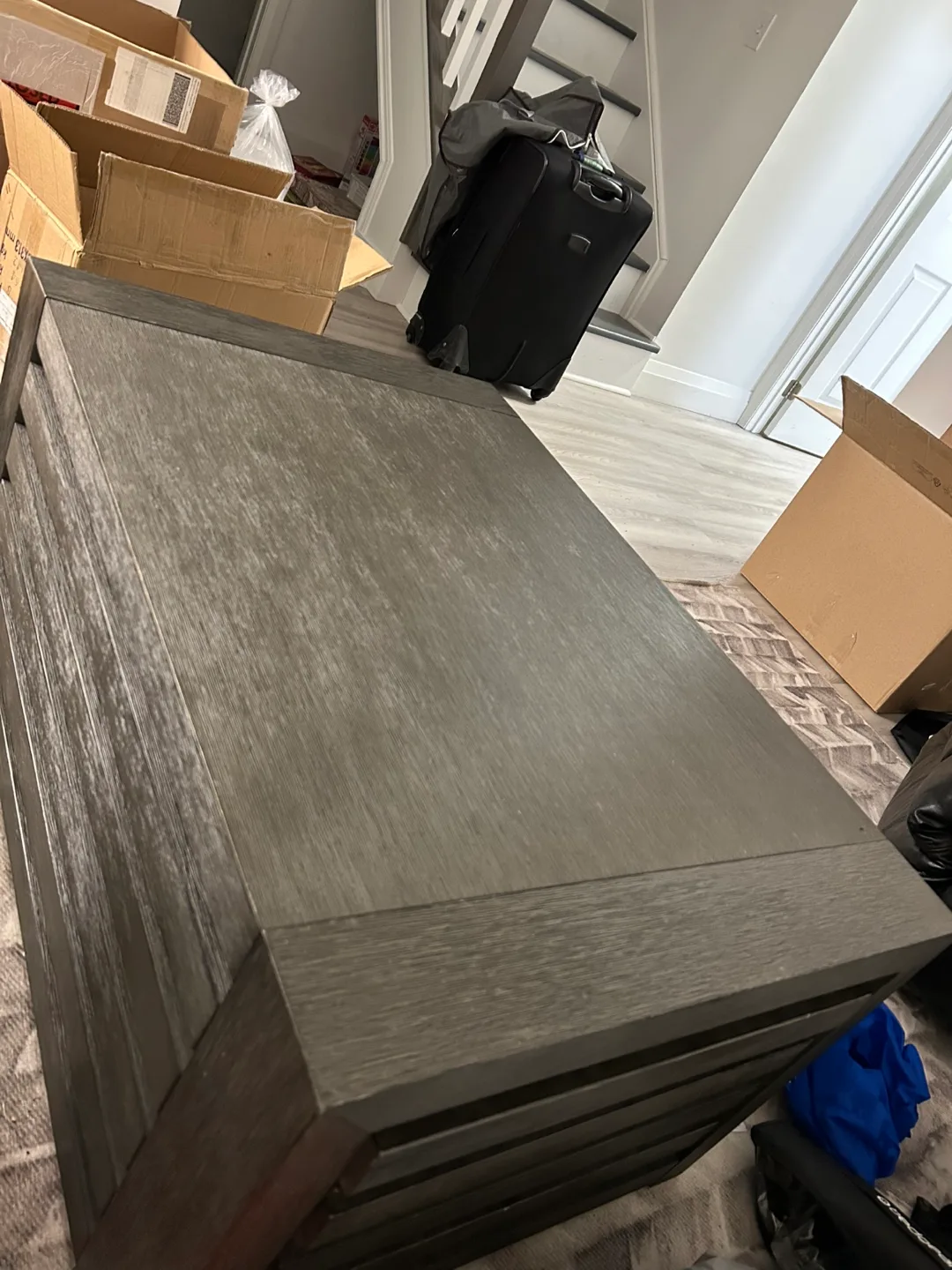 Transformer table, coffee table with storage for leaves, bench image indicator(6)