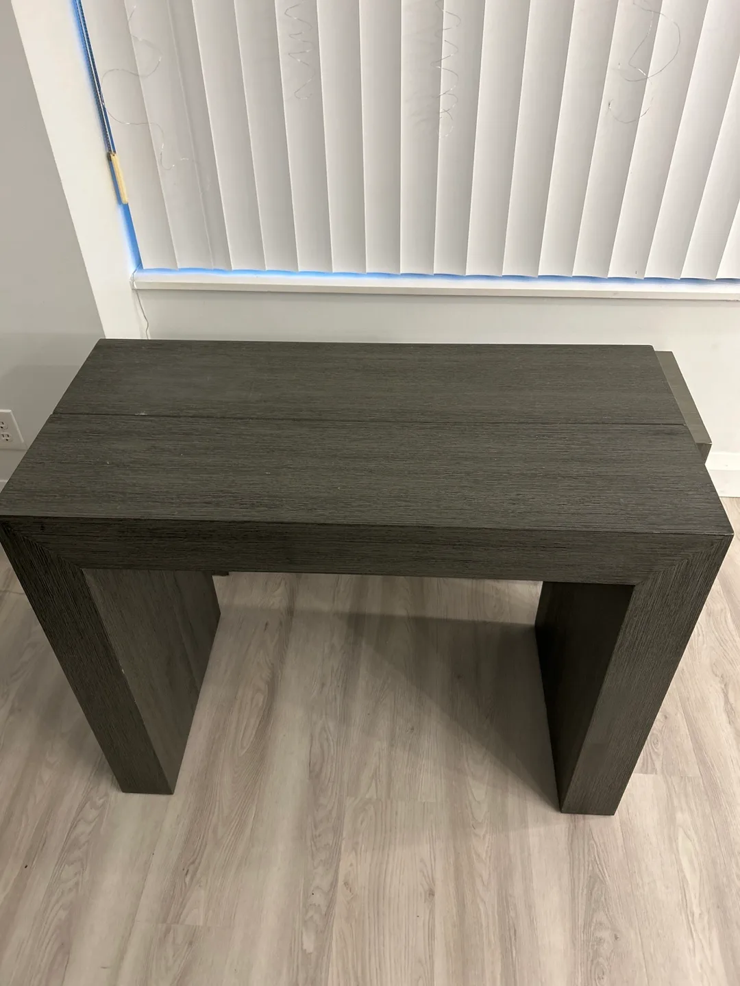 Transformer table, coffee table with storage for leaves, bench image indicator(2)