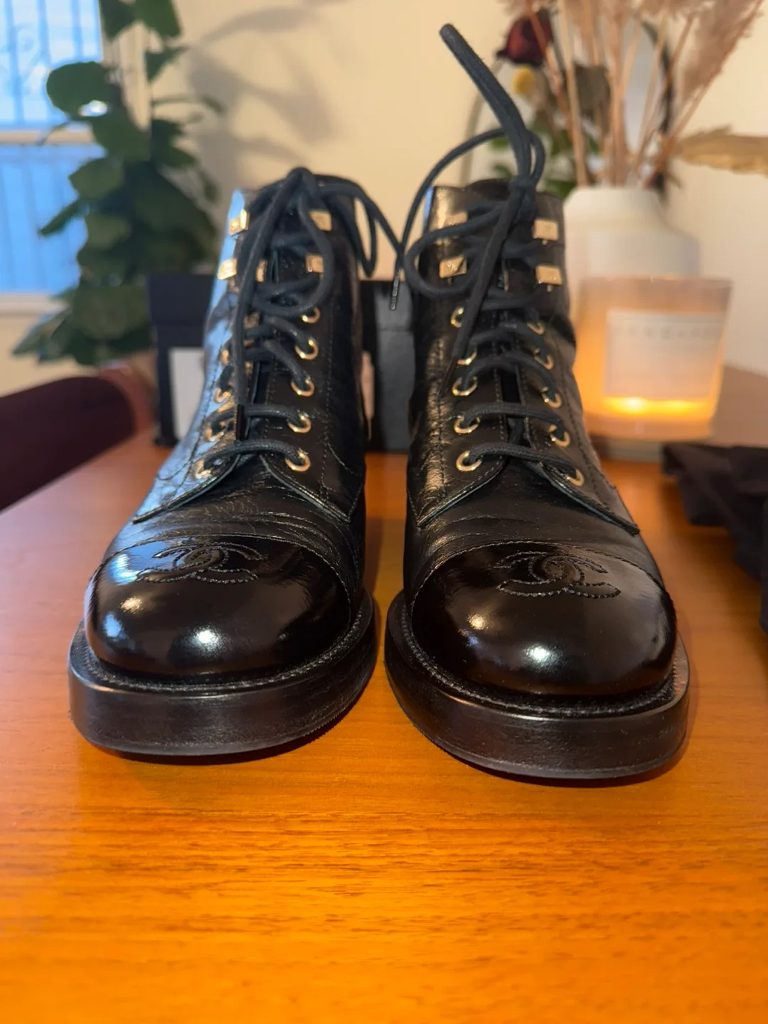 Chanel Black Leather Lace-Up Boots Size 37 image indicator(5)