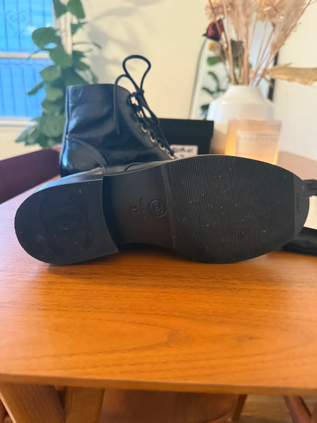 Chanel Black Leather Lace-Up Boots Size 37 image indicator(9)