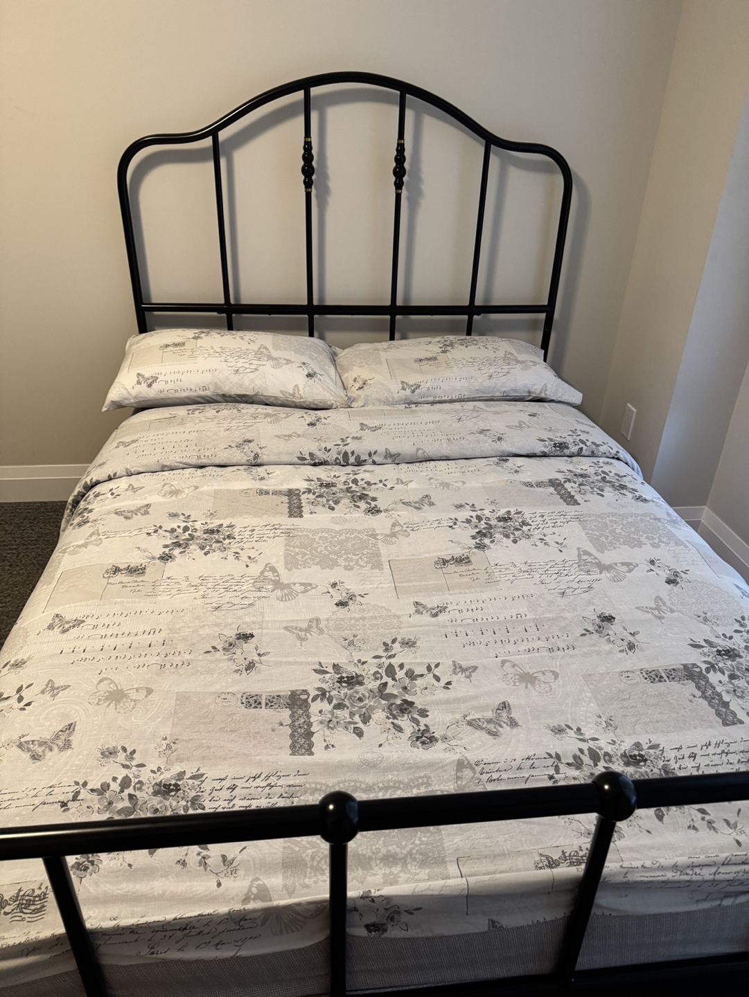 IKEA Sagstua metal bed frame