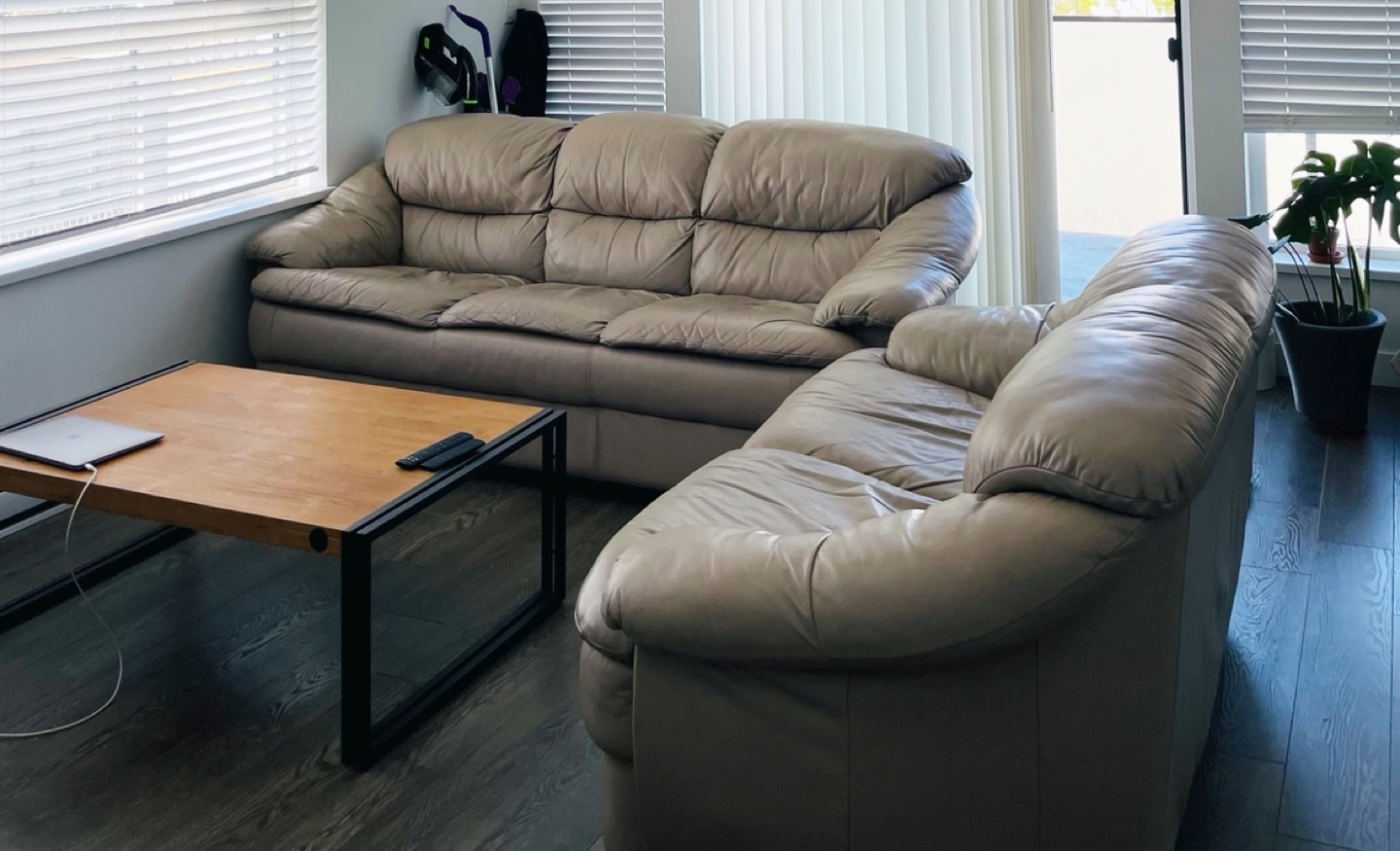 Beige Leather Sofa Set