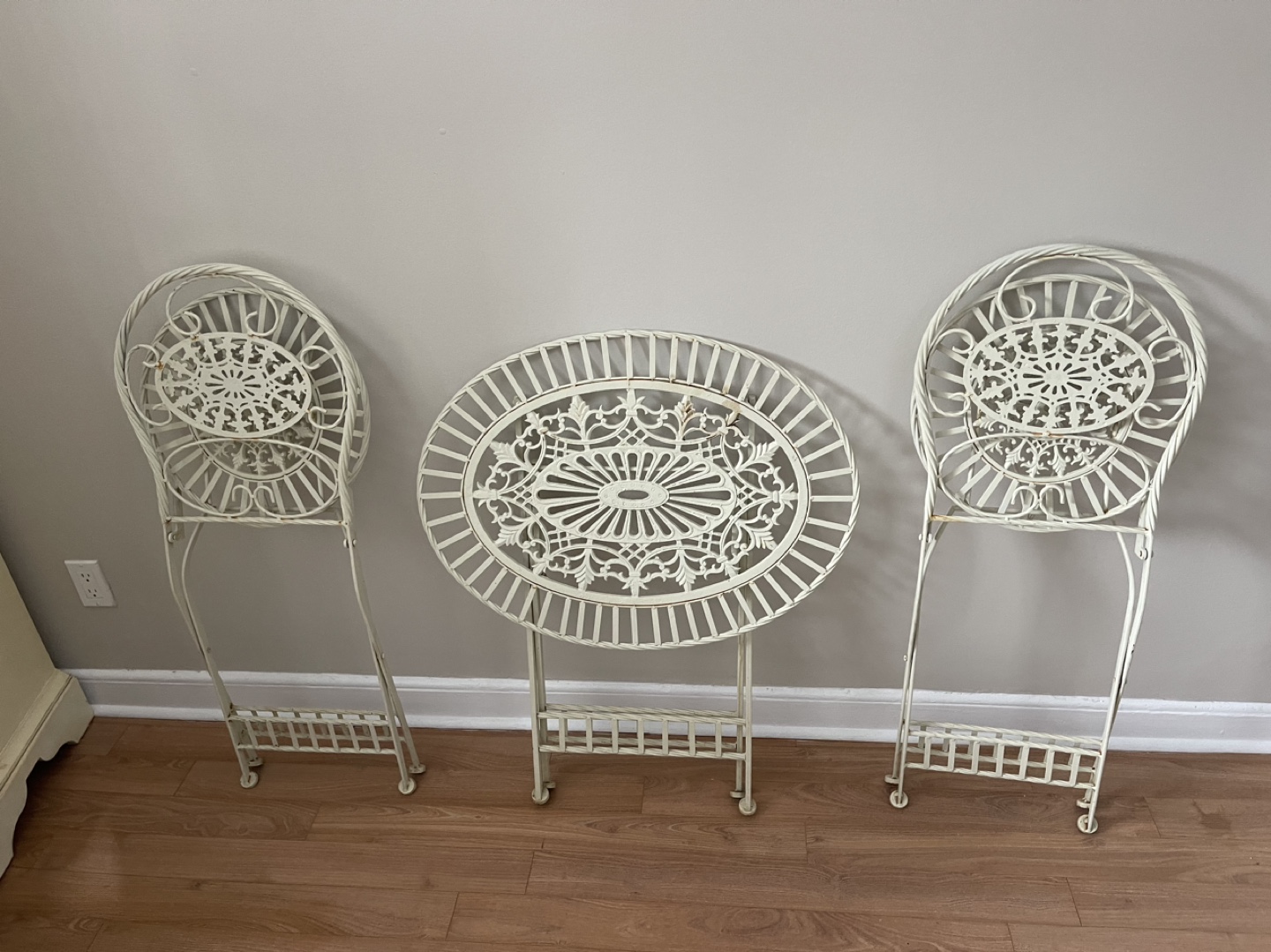 Ornate Metal Bistro Set - Table and Two Chairs - photo 4