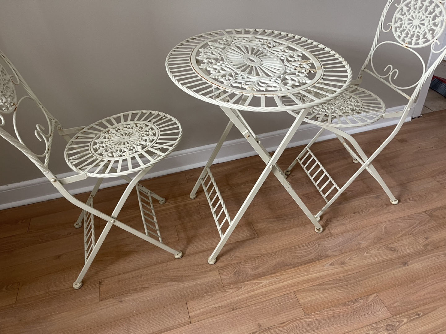 Ornate Metal Bistro Set - Table and Two Chairs - photo 2