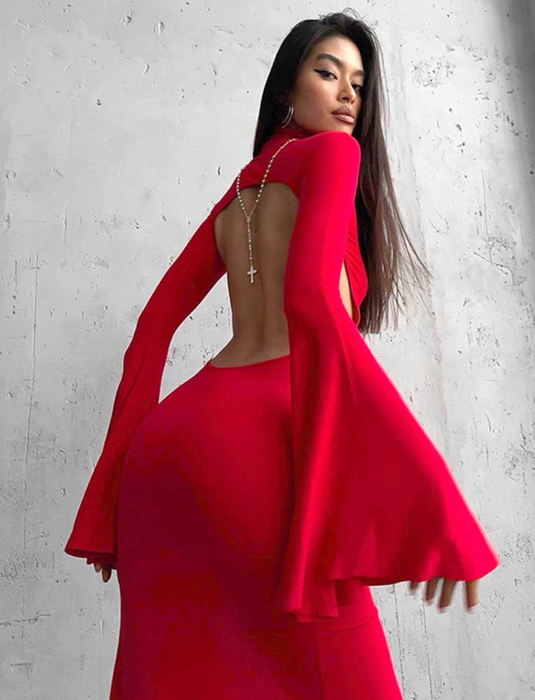 Stunning Red Maxi Dress with Bell Sleeves and High Neck - photo 2