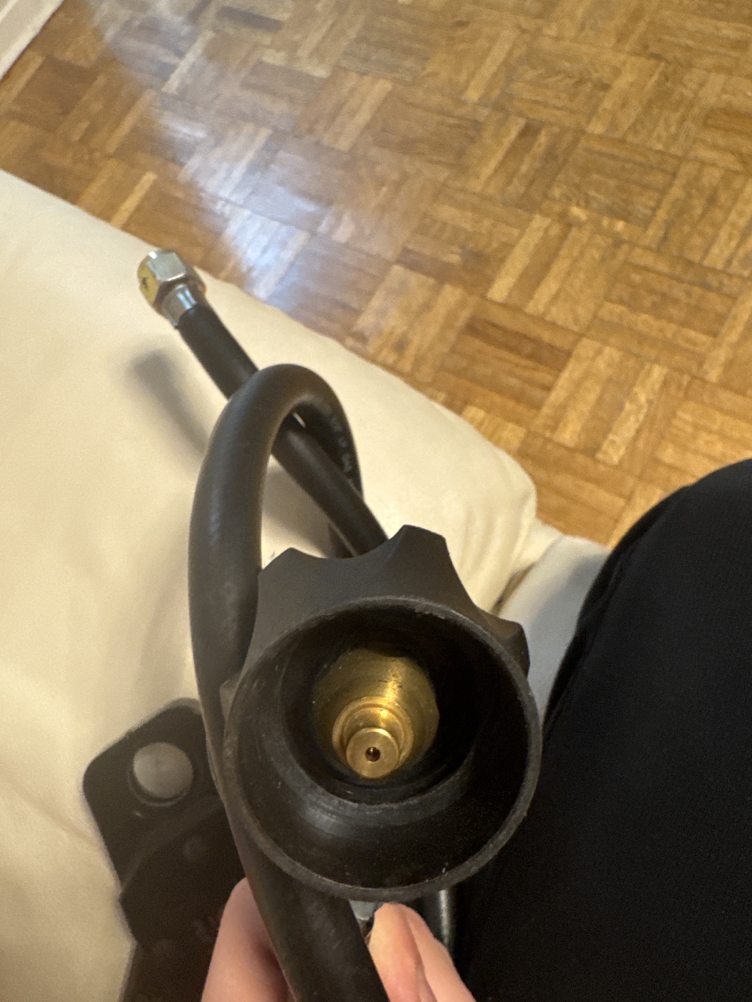 Global LP Gas Regulator with Hose - photo 3