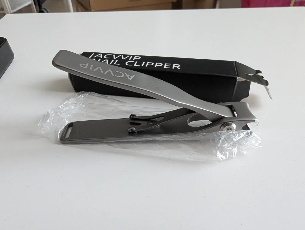 Nail Clipper For Thick Nails image indicator(2)