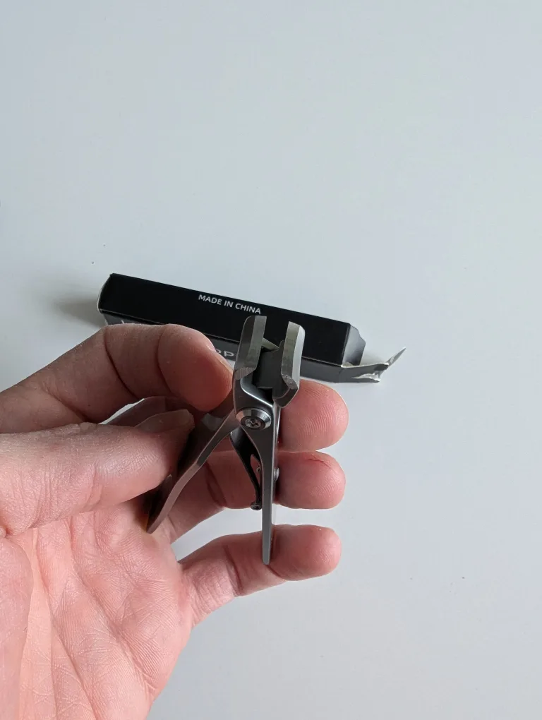 Nail Clipper For Thick Nails image indicator(6)