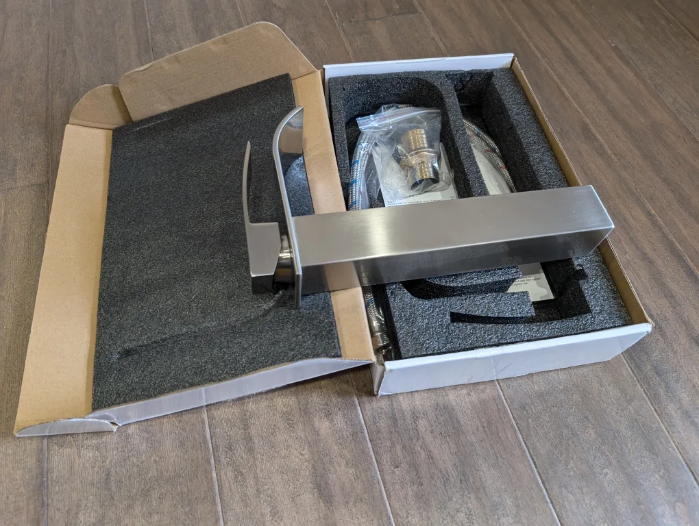 New Brushed Nickel Single Hole Bathroom Sink Faucet image indicator(3)