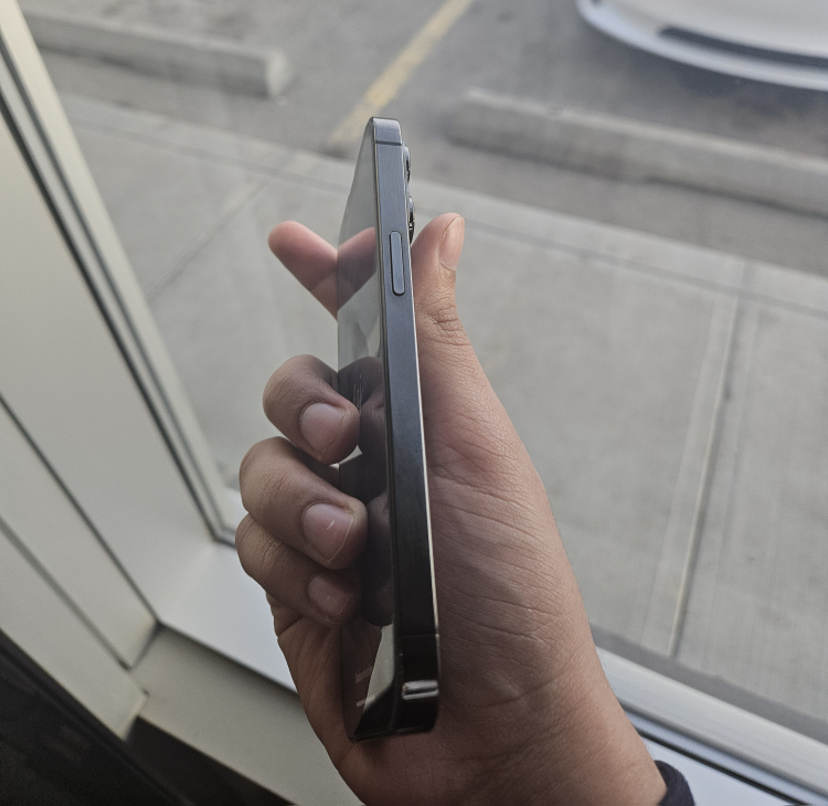 iPhone 13 Pro - Graphite - Excellent Condition - photo 4