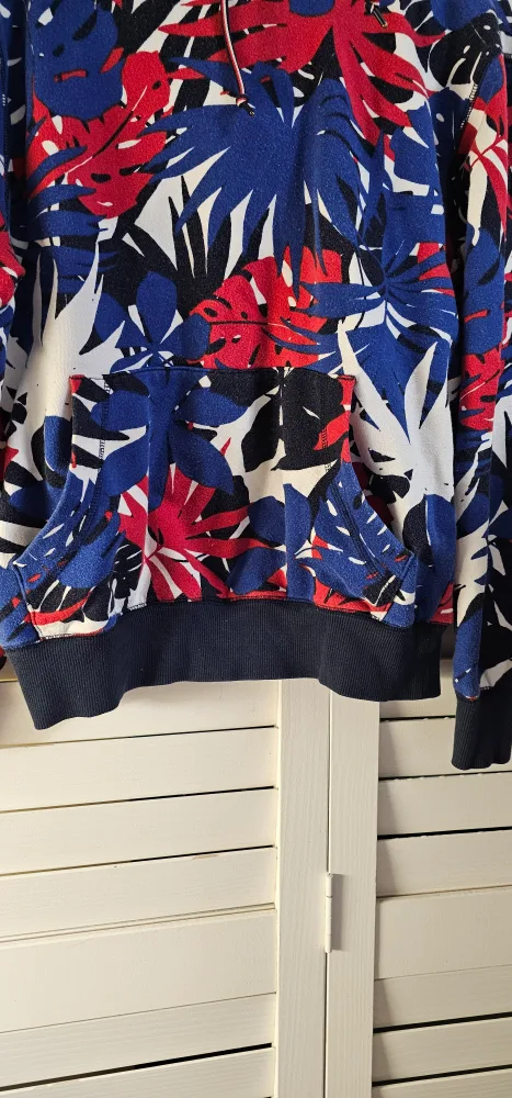 Tommy Hilfiger Tropical Print Hoodie🏈🏟️ 🏆 image indicator(3)