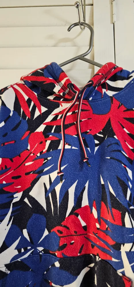 Tommy Hilfiger Tropical Print Hoodie🏈🏟️ 🏆 image indicator(4)
