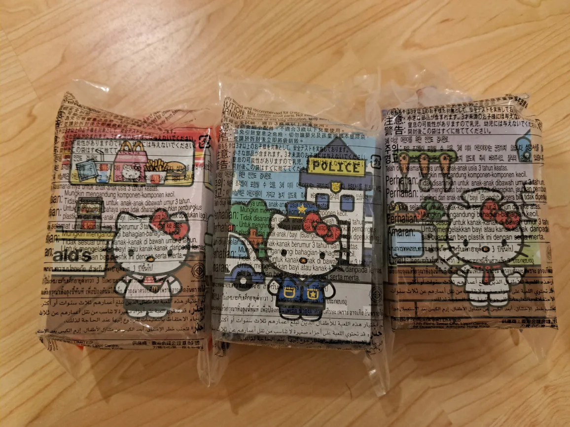 McDonald's Hello Kitty The Cosplay Party Plush Toys (3 Pack) image indicator(2)