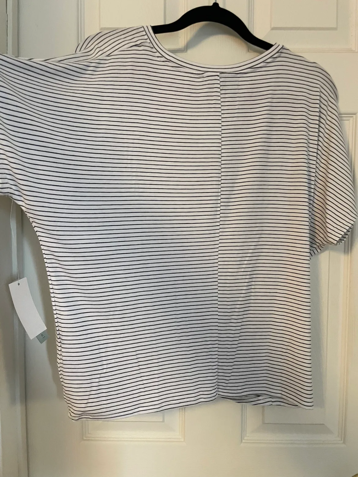 Women's White and Black Striped Knotted Top - Size Large image indicator(2)