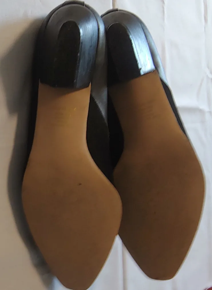 Black Dress boot-style Shoes - Heels image indicator(2)