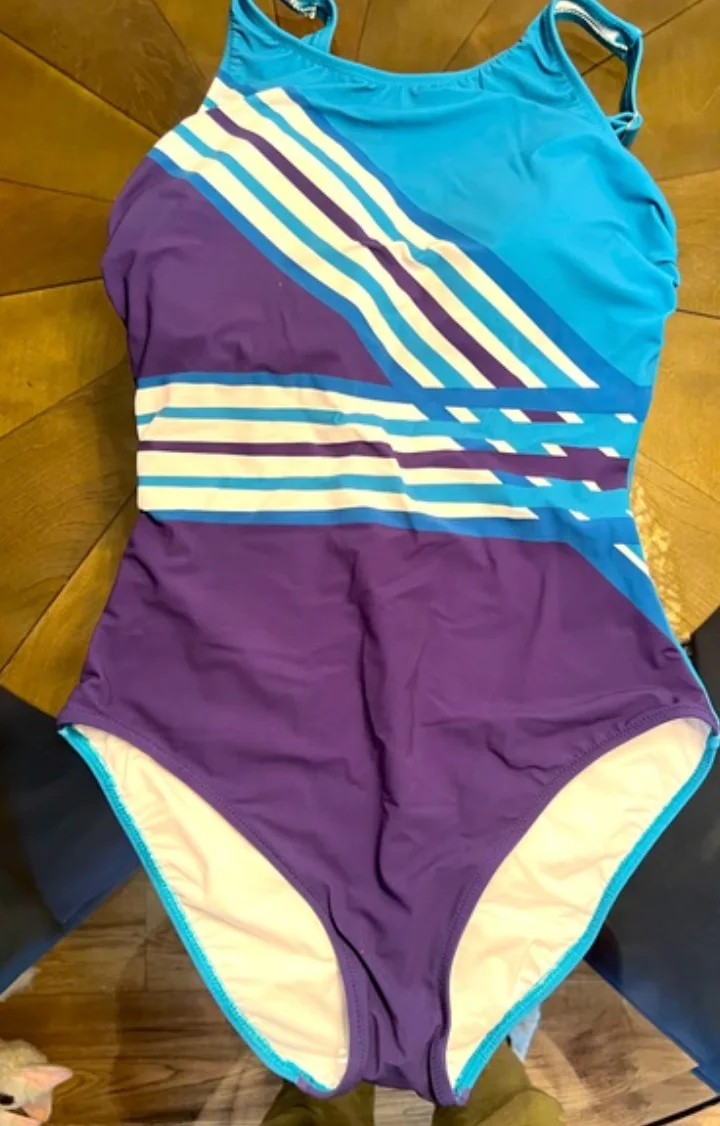 NEW - Gottex Women's long life Swimsuit thumbnail