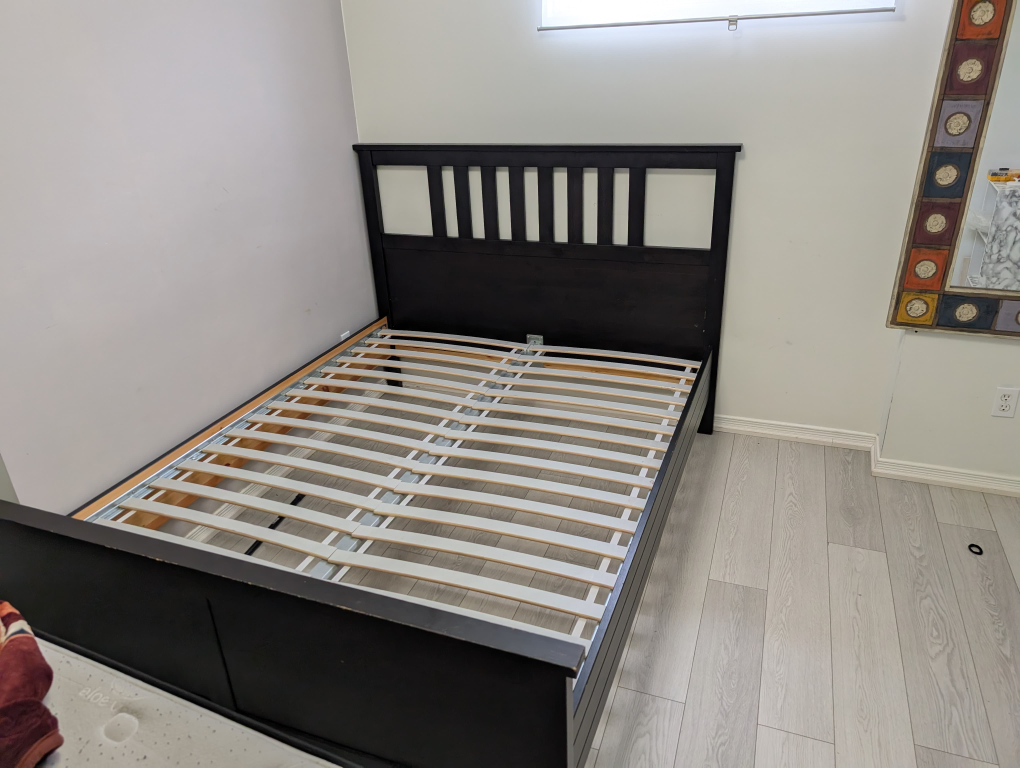 IKEA hemnes Black-Brown Queen Bed Frame