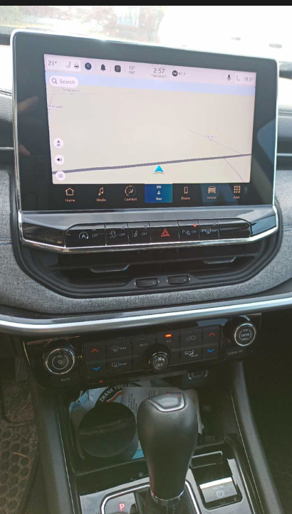 2022 Jeep Compass - photo 3