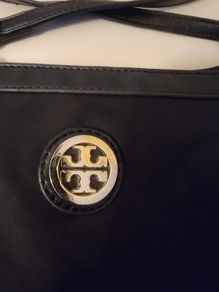 �🏈Tory Burch Black Nylon Crossbody Bag image indicator(3)