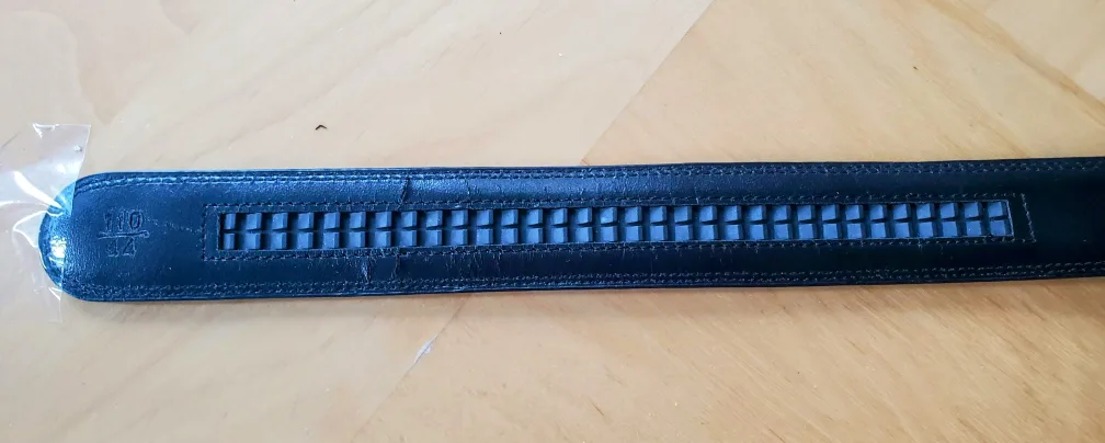 Kangaroo Men's Ratchet Leather Belt image indicator(4)