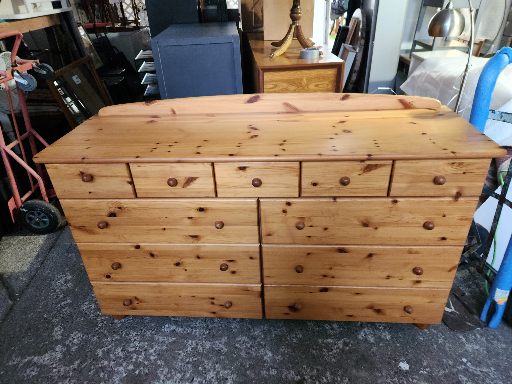 Large Pine Wooden Chest of Drawers - photo 2